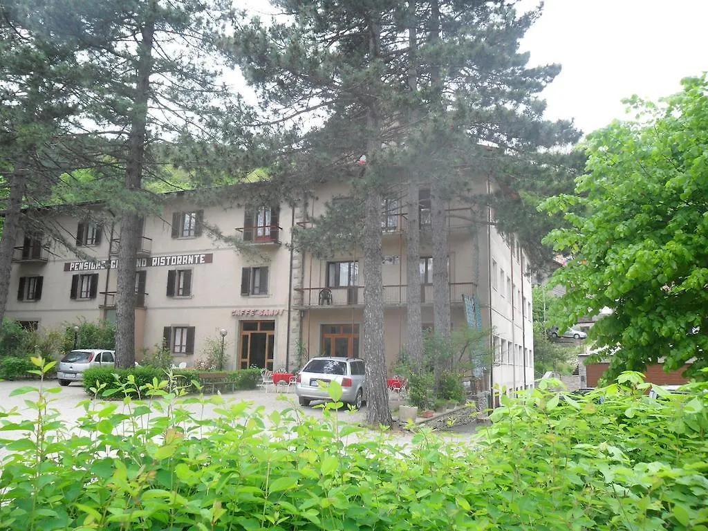 Albergo Giardino Badia Prataglia 2*,